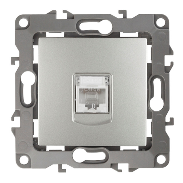 ���� ������� ������������ 1 ���� ��� ����� 12 RJ45 ��������   ������ ������
