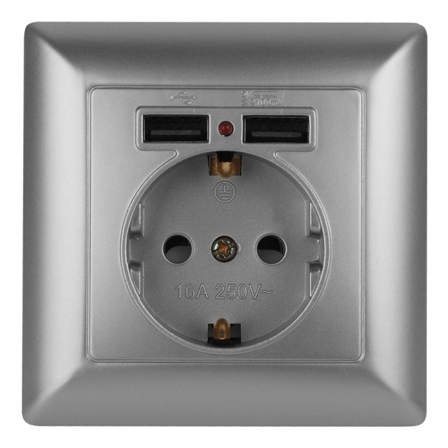 ���� ������� 1 ���� INTRO Solo � ����������� �� �������� + 2USB 16� ��������   ������ ������